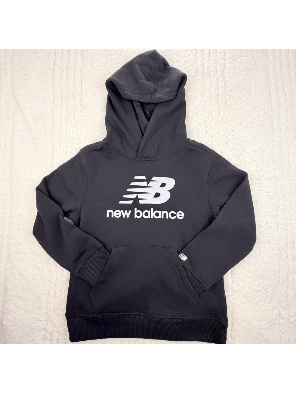 New Balance Kids Hoodie M 10/12 Black Pullover Logo Sweatshirt NWT